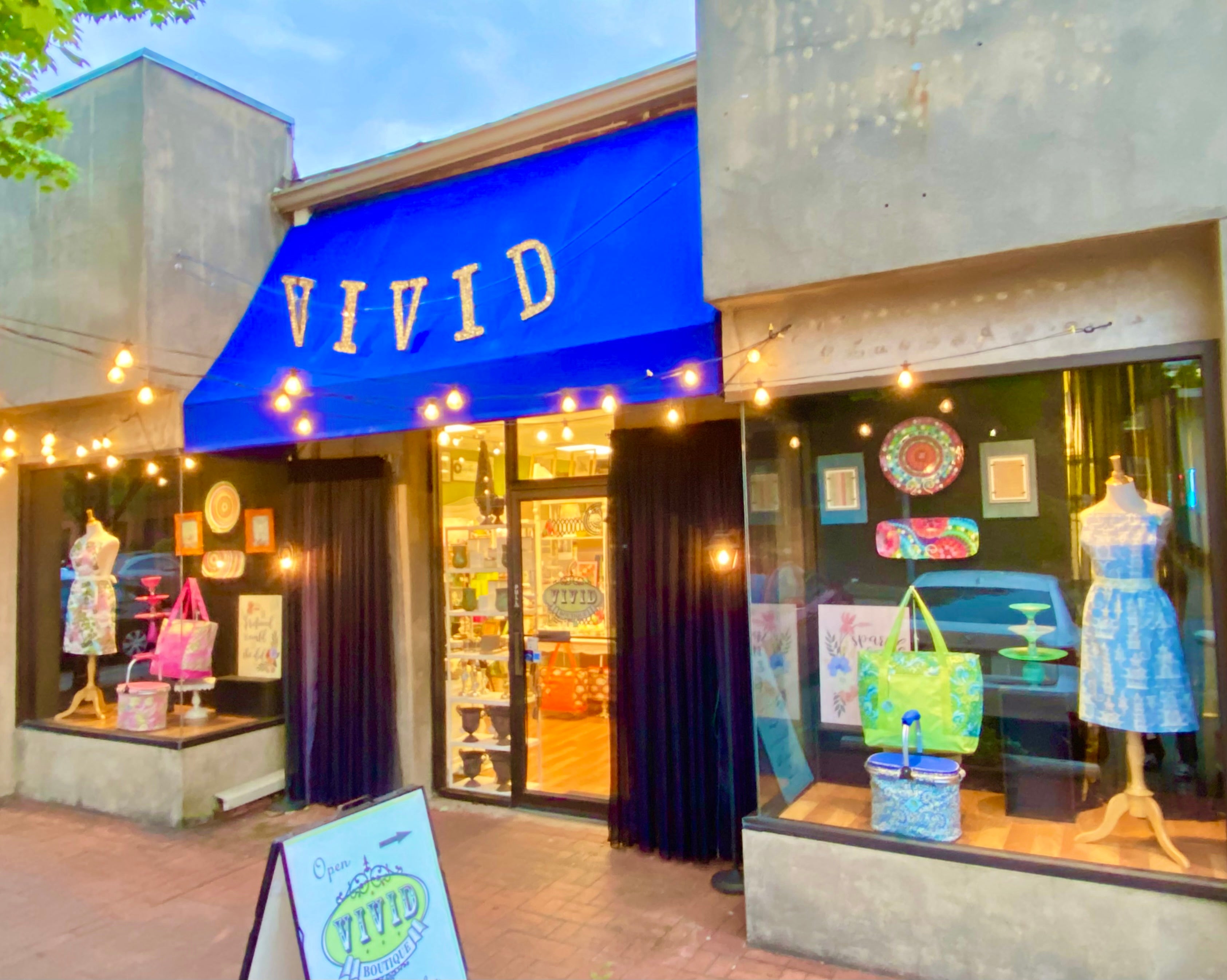 Vivid Boutique Decatur | VIVID BOUTIQUE